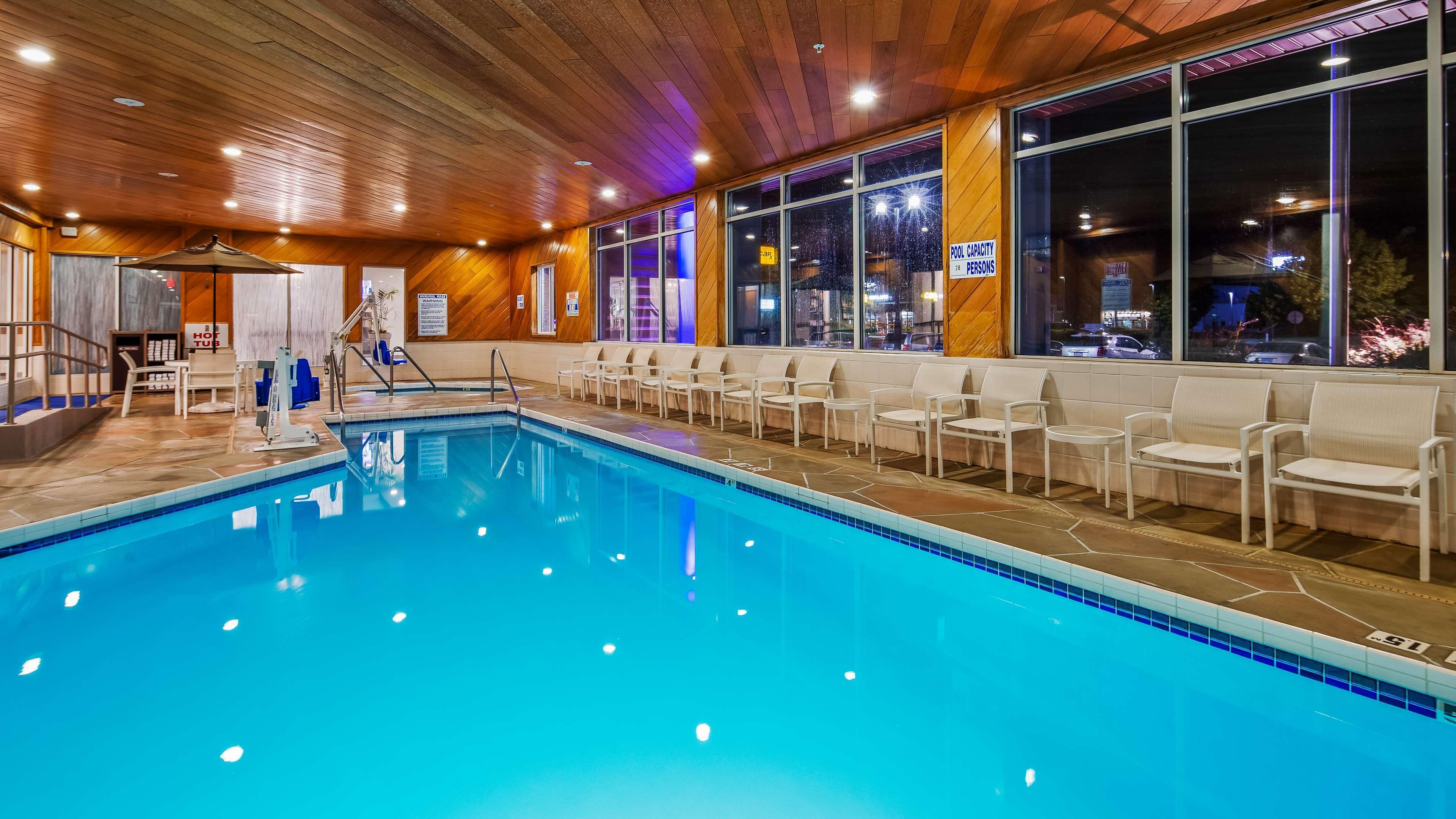 Best Western Plus Hudson I-94 Exterior photo
