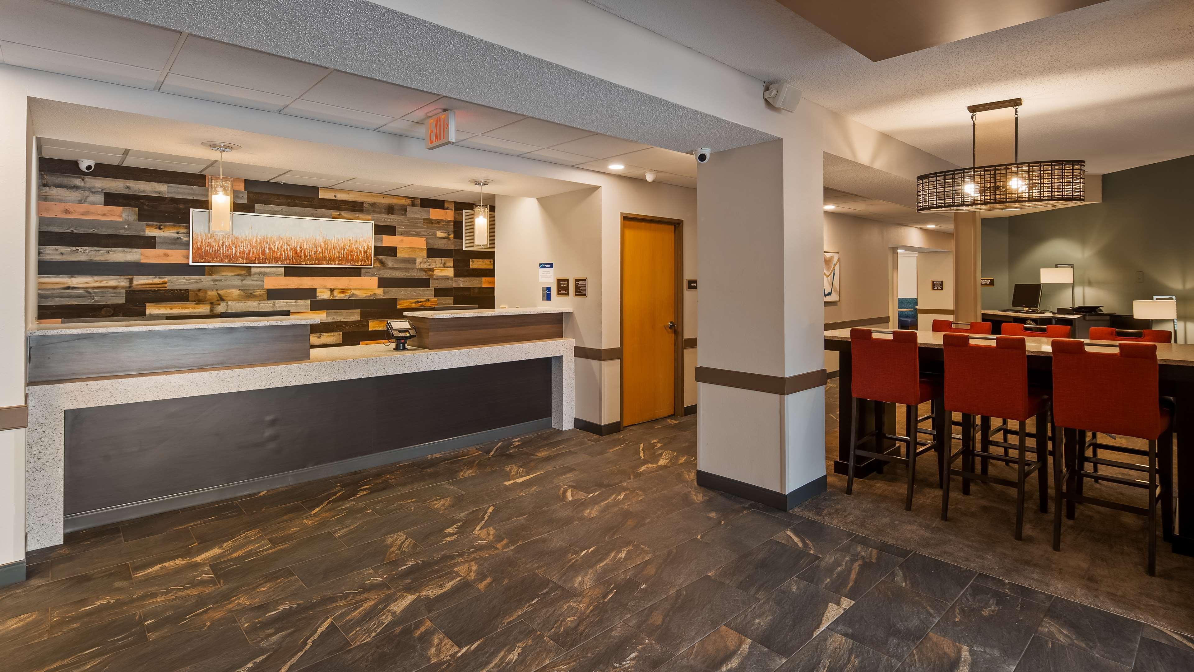 Best Western Plus Hudson I-94 Exterior photo